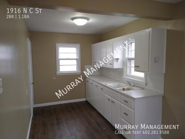 Building Photo - 1916 N C St