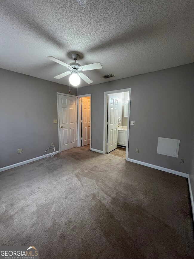 Building Photo - 409 Baltic Ct