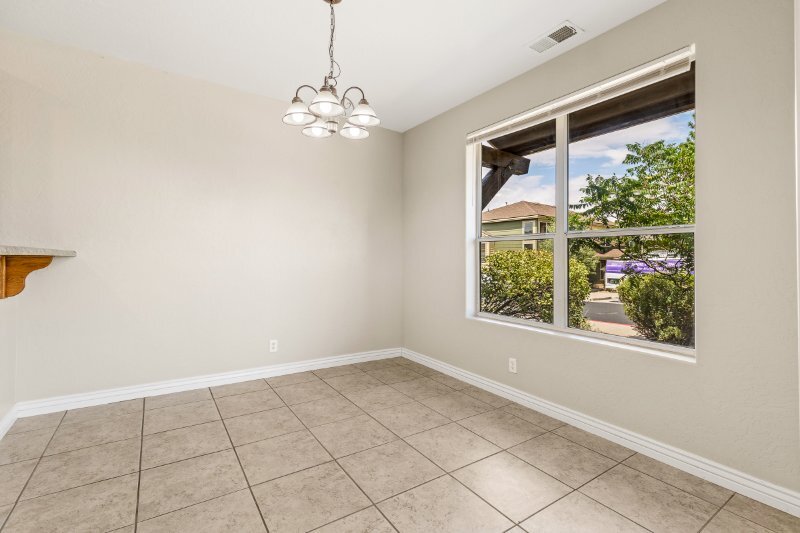 Building Photo - 1488 S Noelle Ln