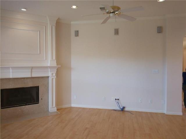 Building Photo - 609 Sunningdale