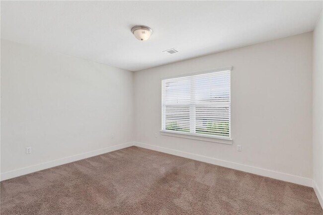 Building Photo - 9507 Gynerium Dr