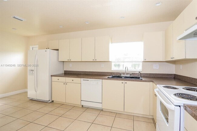 Building Photo - 4970 NW 12th St