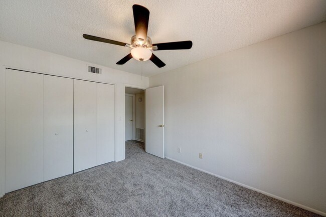Building Photo - COMING SOON! Recently Painted Adorable 2 B...