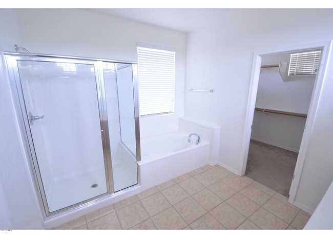 Building Photo - 1421 W Pelican Ct