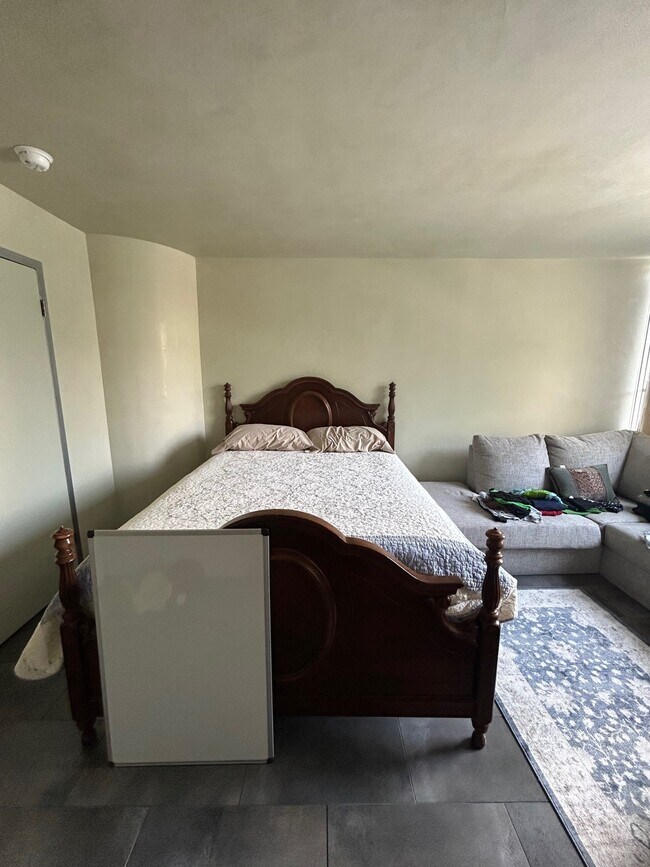 Building Photo - 1800 Lavaca St