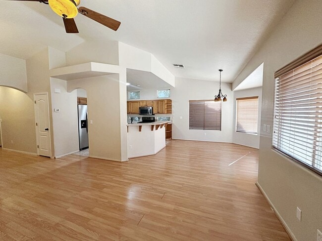 Building Photo - SINGLE STORY 3 BEDROOM IN NORTHWEST CENTEN...