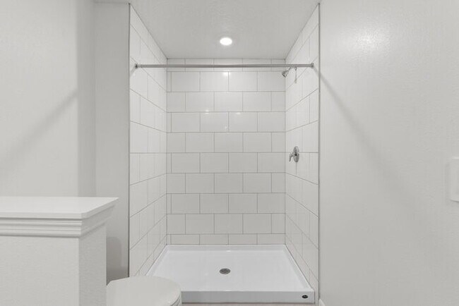 Building Photo - Brand New Townhome For Rent in Stonegate P...