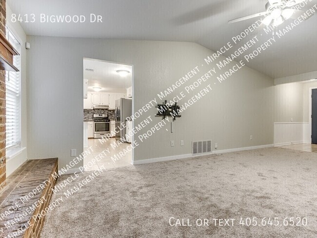 Building Photo - 8413 Bigwood Dr