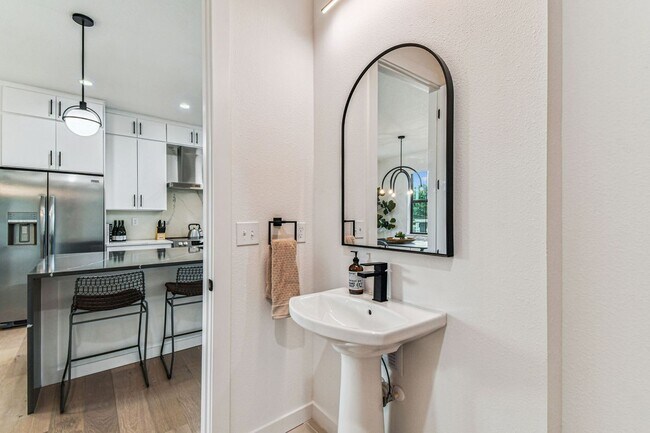 Building Photo - New Construction Townhome For Lease
