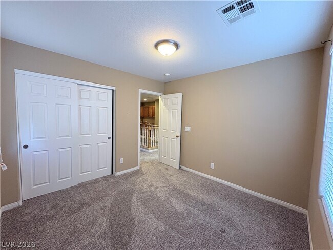 Building Photo - 5014 Golden Antelope Way