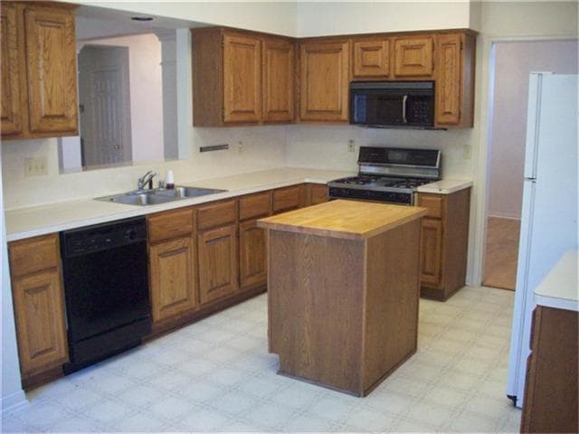 Building Photo - 14310 Windsor Oaks Ln