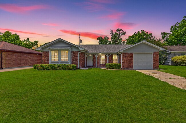 Building Photo - 9631 Bundy Ln
