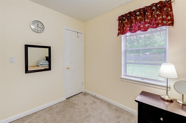 Building Photo - 3602 Galway Ln