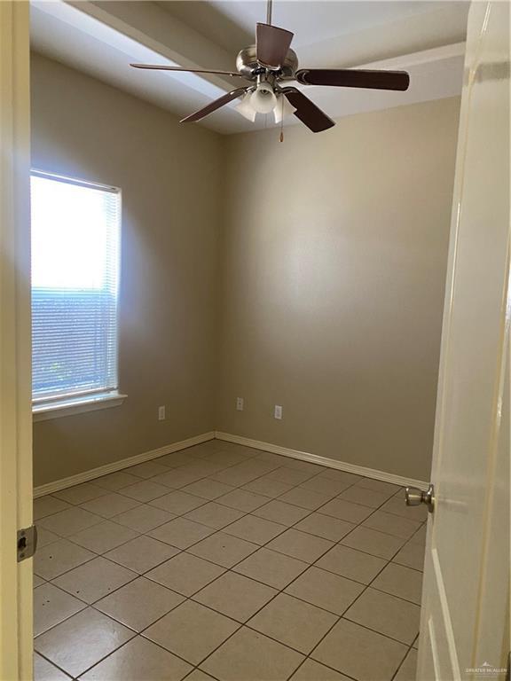 Building Photo - 4708 N Cypress St