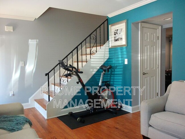 Building Photo - 187 Rondak Cir