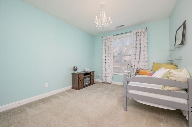 Building Photo - Impressive Townhome in Popular Five Points - Inside the Beltline Location