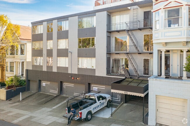 Building Photo - 65 Liberty