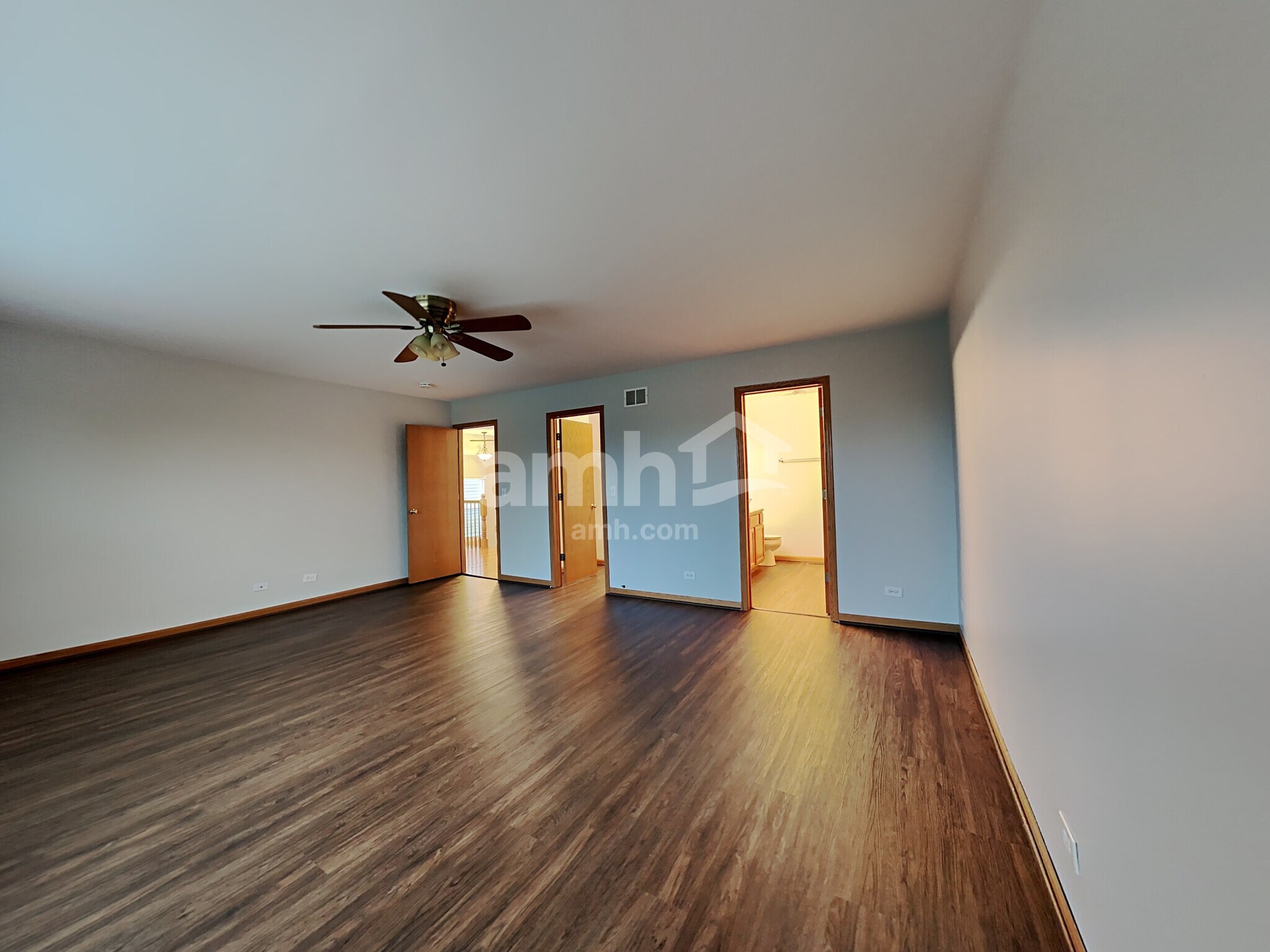 Building Photo - 2263 N Arapahoe Trail