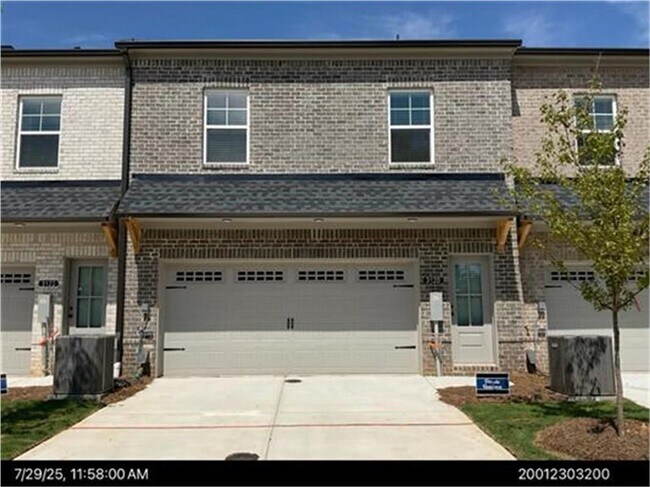 Building Photo - 3120 Marbella Cir