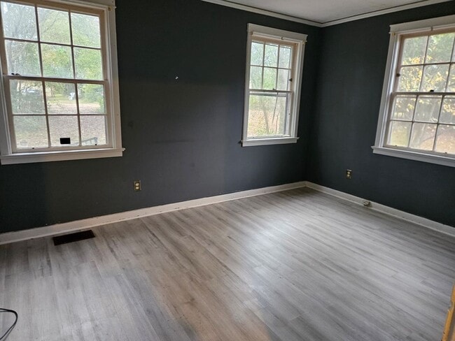 Building Photo - 2216/8 Palmetto St.