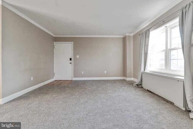 Building Photo - 4413 Romlon St