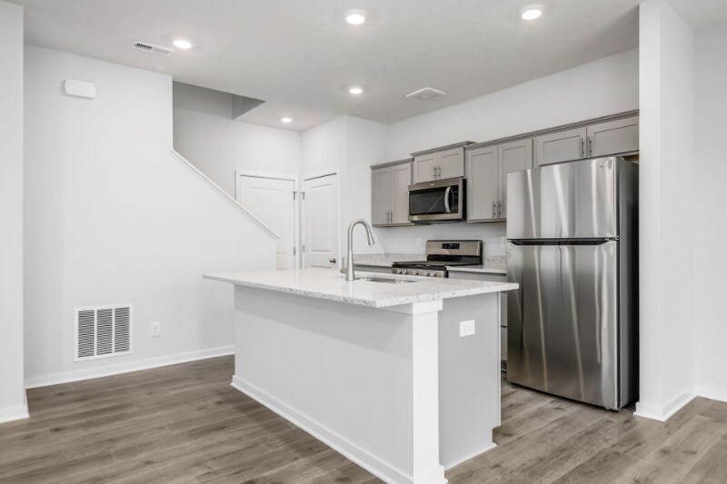 Building Photo - 1454 Doubleday Dr