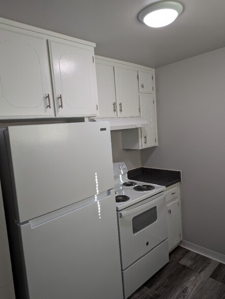 Building Photo - 6905 Holmes Island Rd SE