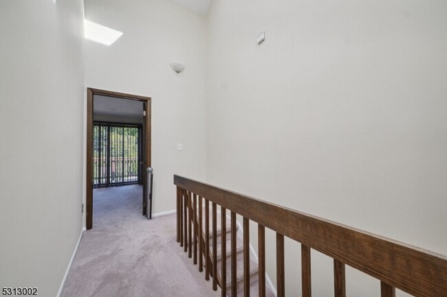 Building Photo - 8 Brookside Heights