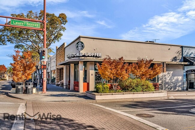 Building Photo - 734 Chestnut St