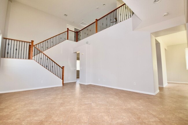 Building Photo - Beautiful Queen Creek home with a Pool!