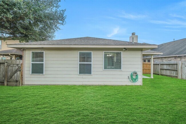 Building Photo - 10143 Rose Willow Ln