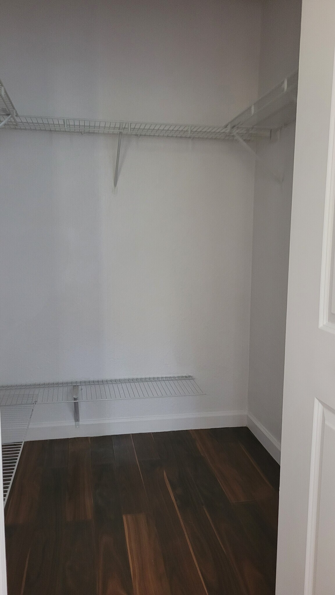 walk-in closet - 1536 SE 26th St