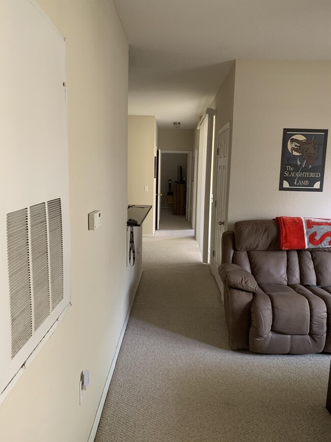 Building Photo - 858 Grand Regency Pointe