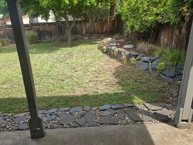 Building Photo - 3 bed 2 bath Family Home for Rent in Grant...