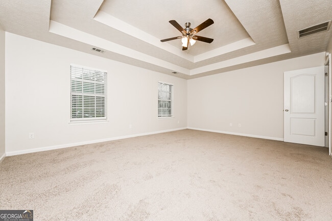 Building Photo - 4392 Chester Ln