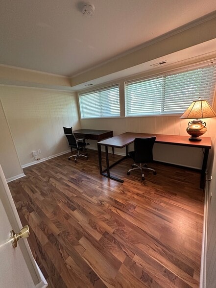 Building Photo - 225 Maxfield Dr