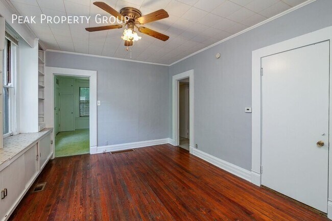 Building Photo - 522 Probasco St