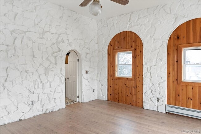 Building Photo - 378 Broadway