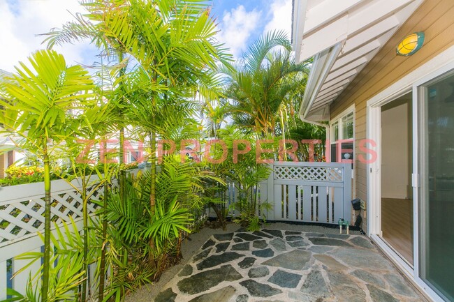 Building Photo - Lalea at Hawaii Kai- 3 bedroom, 2.5 bath t...