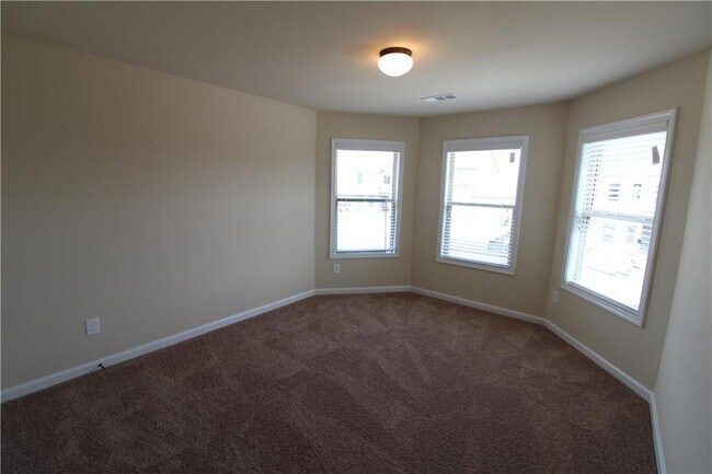 Building Photo - 5759 Shore Isle Ct