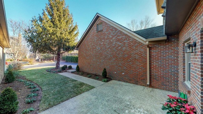 Building Photo - 311 Patchen Dr