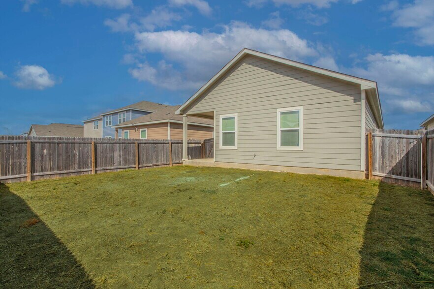 Building Photo - 12614 Galatea