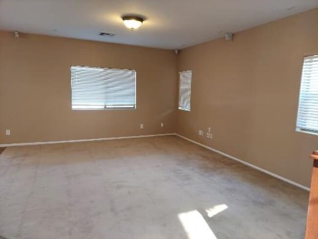 Building Photo - GORGEOUS MARICOPA HOME WITH POOL!