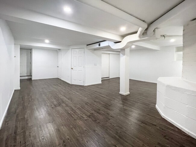 Building Photo - Coastal Charm Near Redondo Beach – 3BR/2.5...