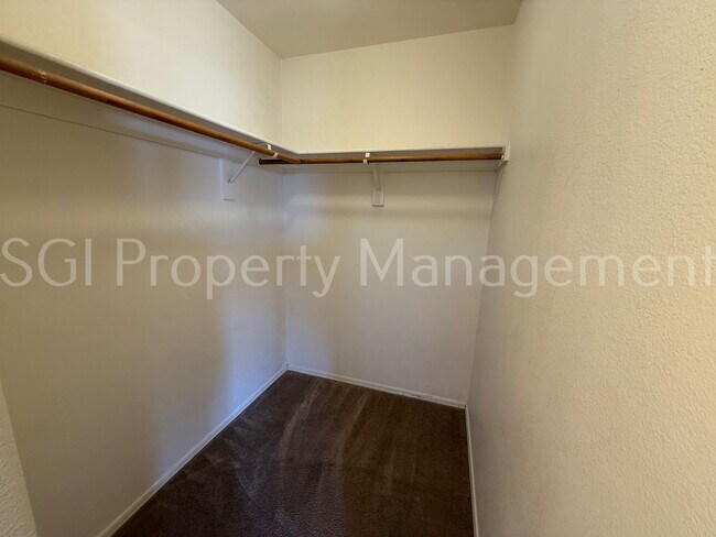 Building Photo - 9252 W Ironwood Dr