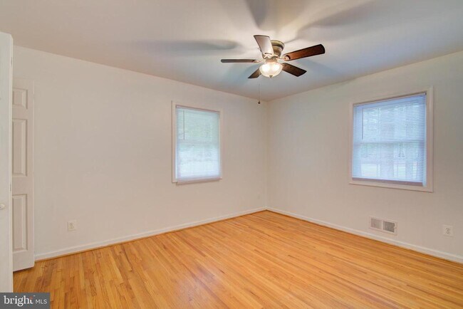 Building Photo - 11621 Sourwood Ln