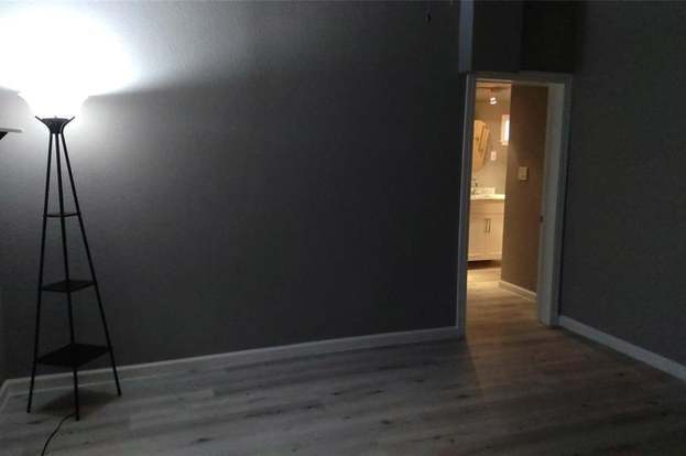 Building Photo - 7366 Meadowbrook Dr