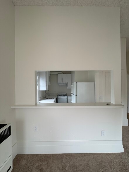 Building Photo - 2310 Pacific Ave