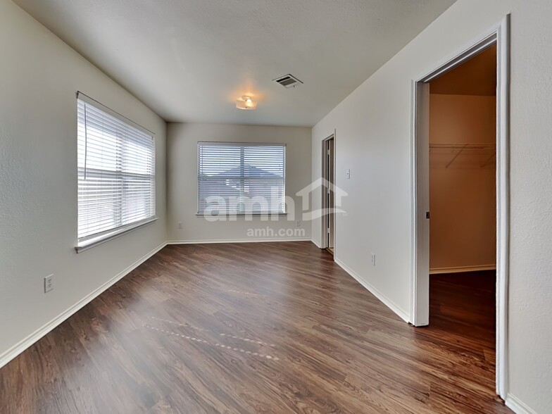 Building Photo - 7209 Little Mohican Dr