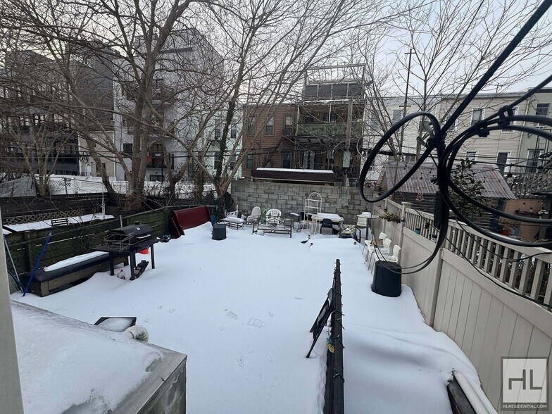 Building Photo - COOPER STREET